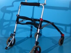 Cadru de mers cu roti pentru copii R82 Crocodile